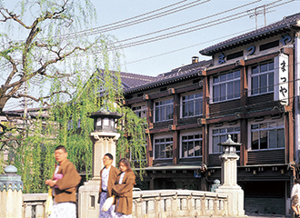 城崎温泉 旅館まつや かにバスでかにを食べに行こう 大阪 兵庫発 宿泊旅行プランの予約サイト サンシャインツアー